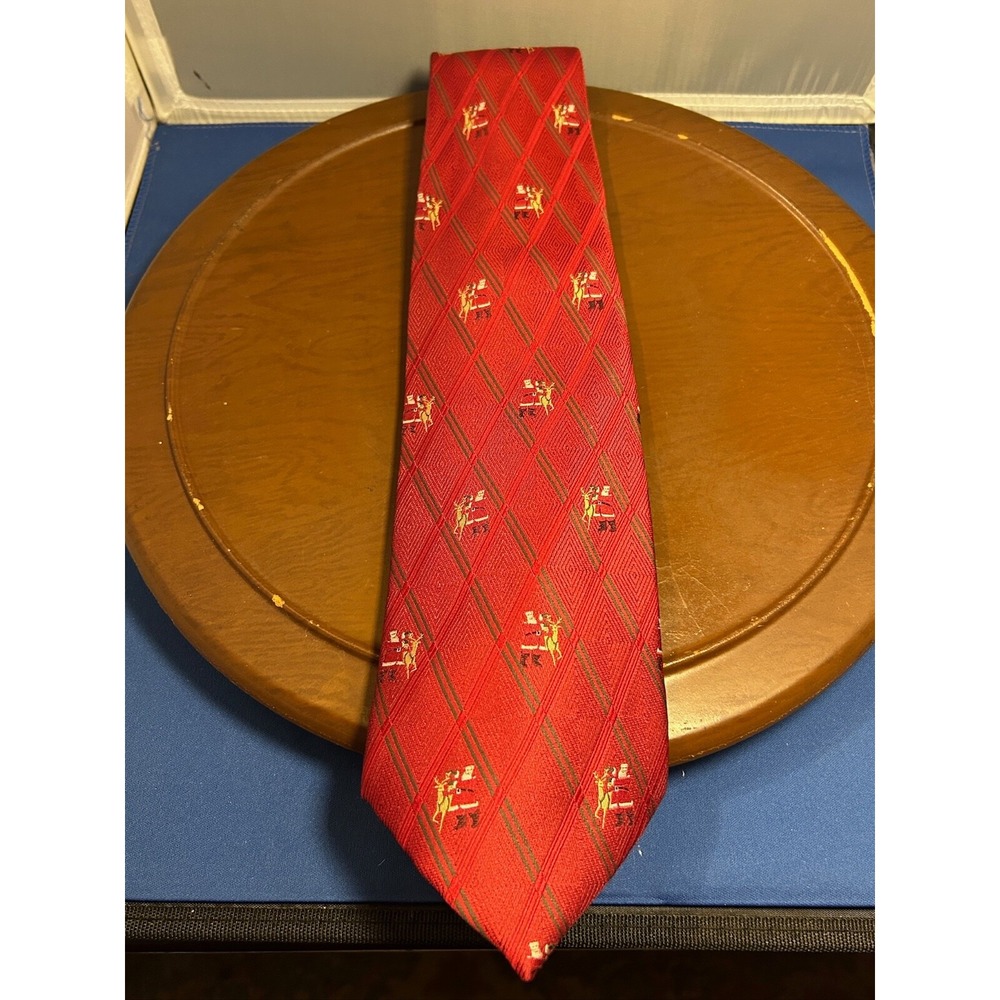 Holiday Traditions Hallmark Red‎ Men's 100% Silk Tie Santa Reindeer Necktie